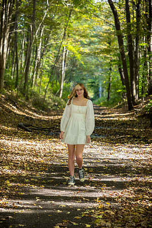 100524-Tessa-ClassOf2025-onePhoto-03