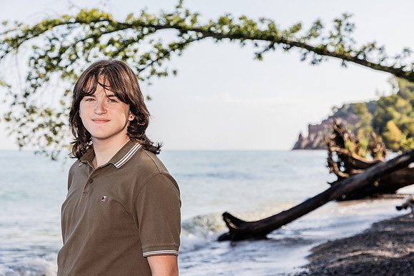 082324-Jacob-ClassOf2025-onePhoto-09