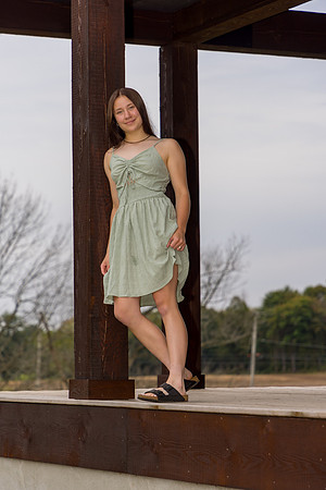 091824-Emily-ClassOf2025-onePhoto-07