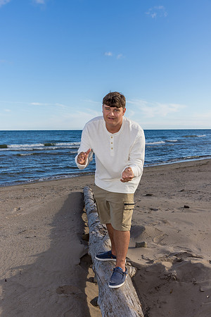 NathanS-ClassOf2026-083025-onePhoto-18