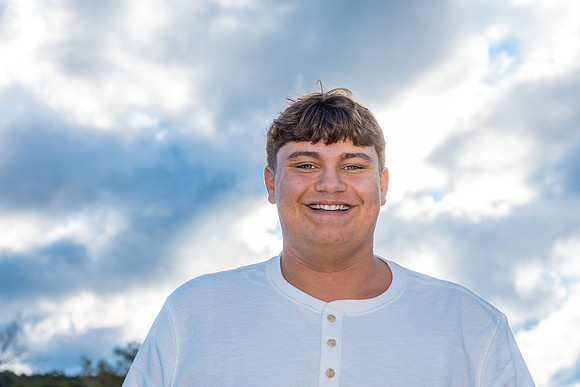 NathanS-ClassOf2026-083025-onePhoto-20