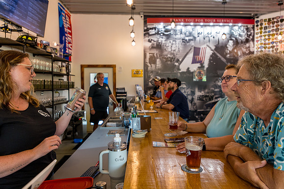 LOWT25-DisBatchBrewing-071525-onePhoto-02