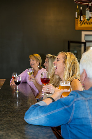 LOWT25-YoungSommerWinery-072325-onePhoto-15