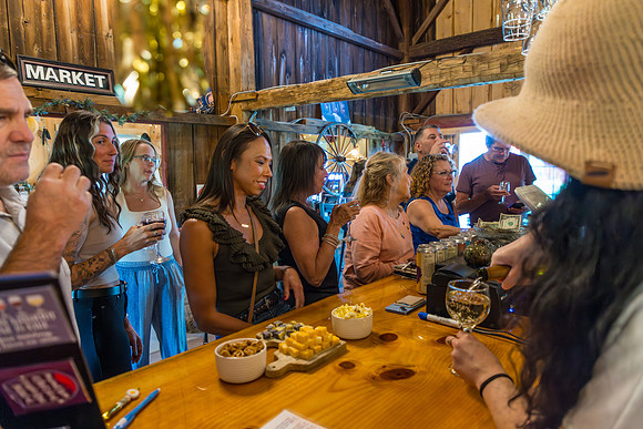 LOWT25-1891WineBarn-090525-onePhoto-05