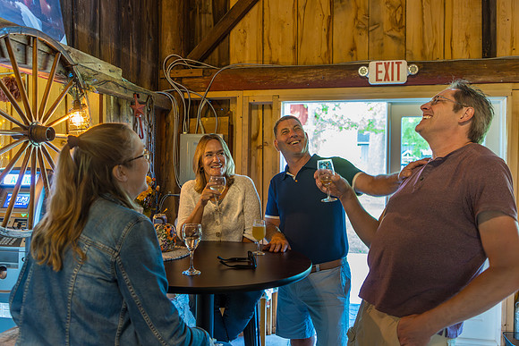 LOWT25-1891WineBarn-090525-onePhoto-19