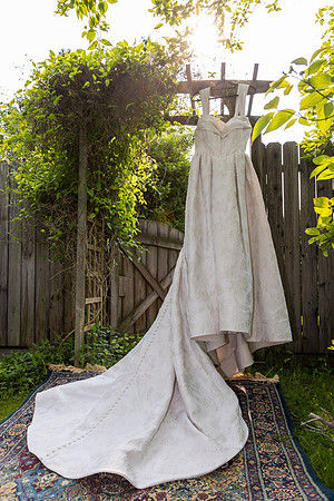 GrabDress-060225-onePhoto-01