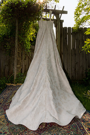 GrabDress-060225-onePhoto-03
