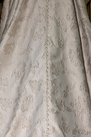 GrabDress-060225-onePhoto-04