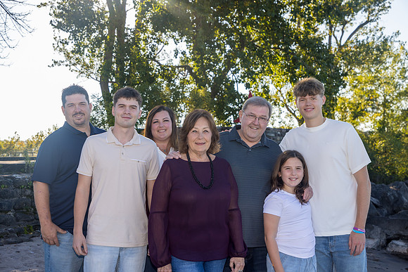 Family-092825-onePhoto-01