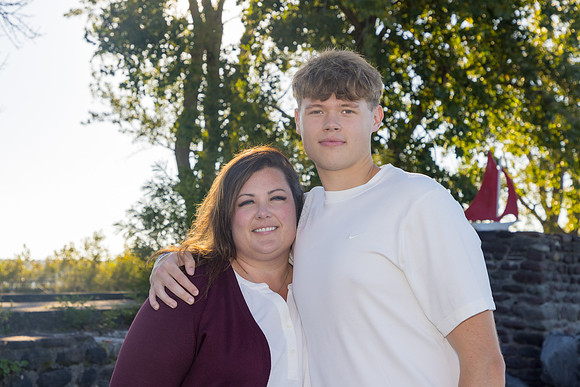 Family-092825-onePhoto-05