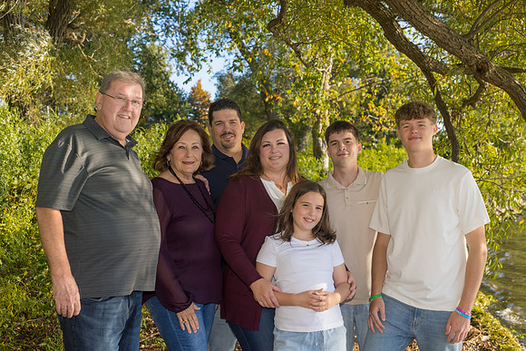 Family-092825-onePhoto-11
