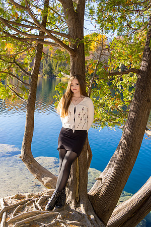 Paige-102725-onePhoto-09