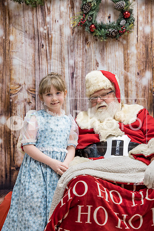 Santa-RCCommunityCenter2022-onePhoto-29