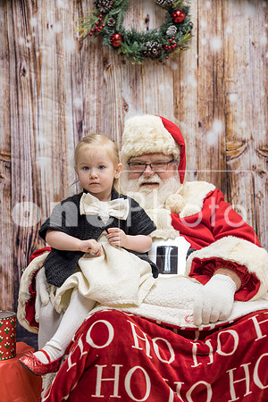 Santa-RCCommunityCenter2022-onePhoto-30