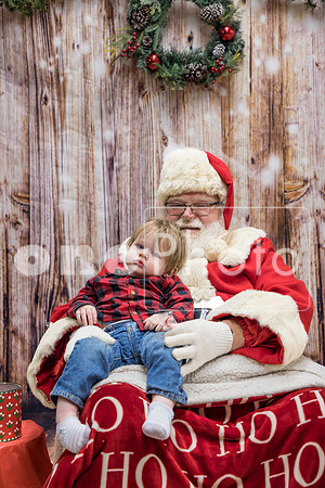 Santa-RCCommunityCenter2022-onePhoto-33