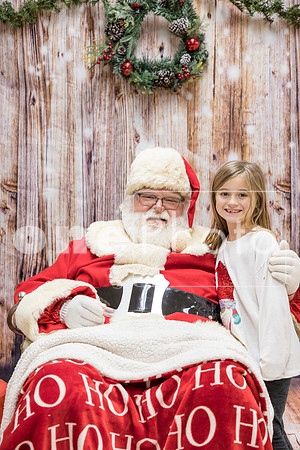 Santa-RCCommunityCenter2022-onePhoto-43