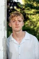 Oliver-082126-onePhoto-02