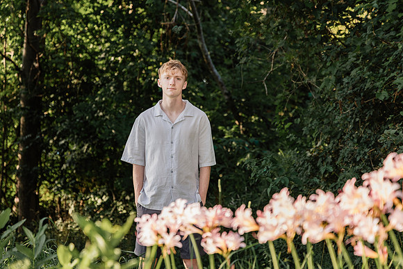Oliver-082126-onePhoto-12