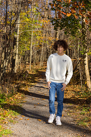 110924-Izaiah-ClassOf2025-onePhoto-10