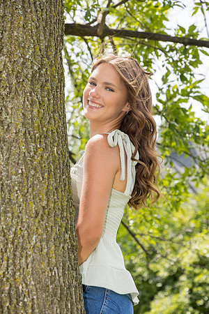 Alyssa2024-onePhoto-18