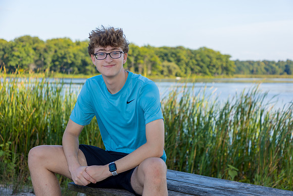 091624-Liam-ClassOf2025-onePhoto-12