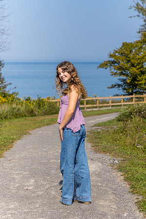 250924-Celia-ClassOf2025-onePhoto-02