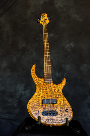 RLBGuitars-onePhoto-01