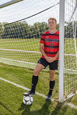 Tyler-ClassOf2024-onePhoto-14