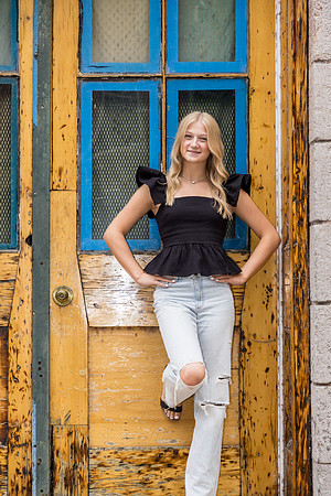 Reese-ClassOf2024-onePhoto-10