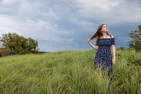Helena-ClassOf2024-onePhoto-03