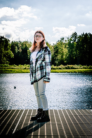 Isabelle-ClassOf2024-onePhoto-03