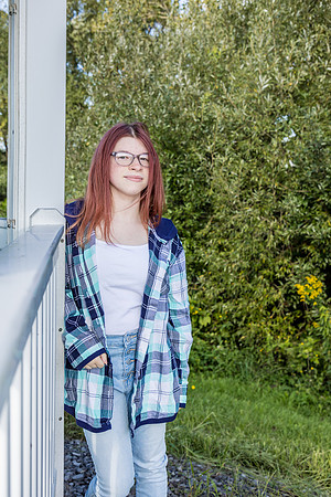 Isabelle-ClassOf2024-onePhoto-05