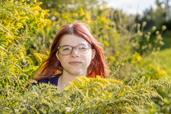 Isabelle-ClassOf2024-onePhoto-08