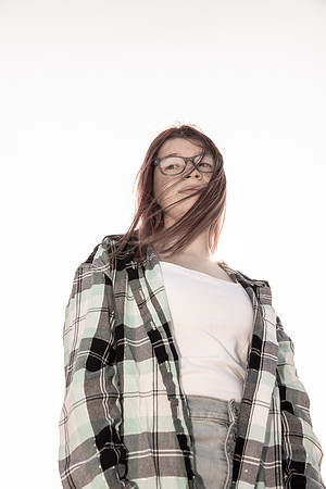 Isabelle-ClassOf2024-onePhoto-16