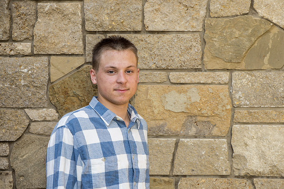 Jacob-ClassOf2024-onePhoto-08