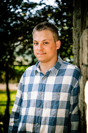 Jacob-ClassOf2024-onePhoto-09