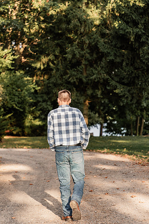 Jacob-ClassOf2024-onePhoto-11