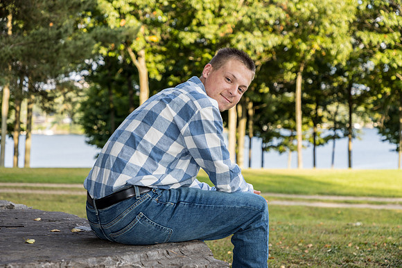 Jacob-ClassOf2024-onePhoto-15