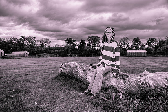 Elenore-ClassOf2024-onePhoto-06