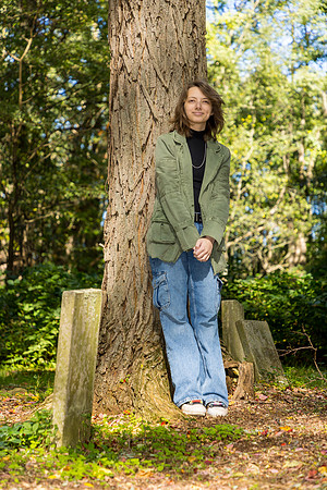101224-Shelby-ClassOf2025-onePhoto-08