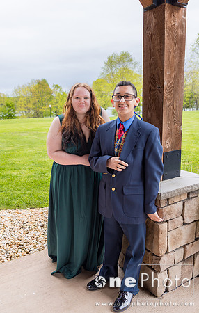 051024-onePhoto-Prom2024-20
