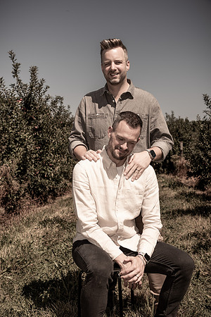 MatthewAndSpencer-082225-onePhoto-16