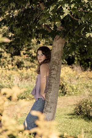 250924-Celia-ClassOf2025-onePhoto-06