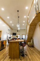 033024-HollysPlace-onePhoto-14