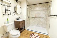 033024-HollysPlace-onePhoto-19