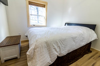 033024-HollysPlace-onePhoto-16