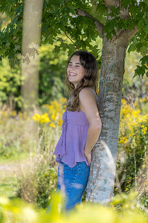 250924-Celia-ClassOf2025-onePhoto-05