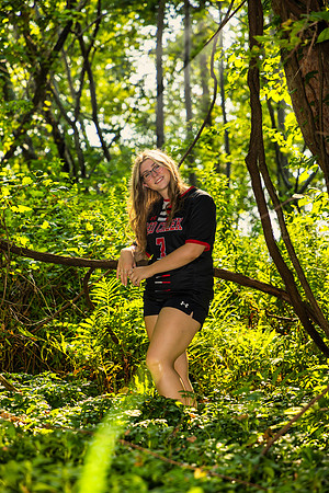 Maddie-ClassOf2026-081225-onePhoto-20