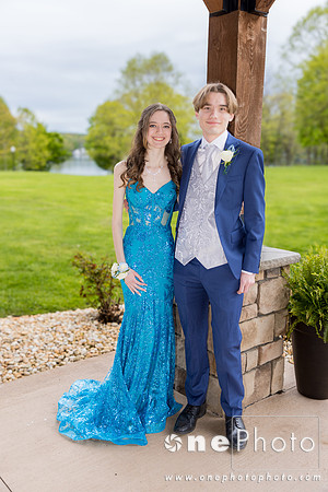 051024-onePhoto-Prom2024-07