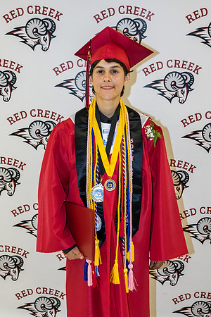 062824-onePhoto-Classof2024Graduate03b